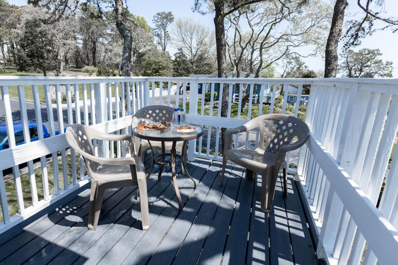 Ocean View Terrace Motel Hampton Bays Exterior photo